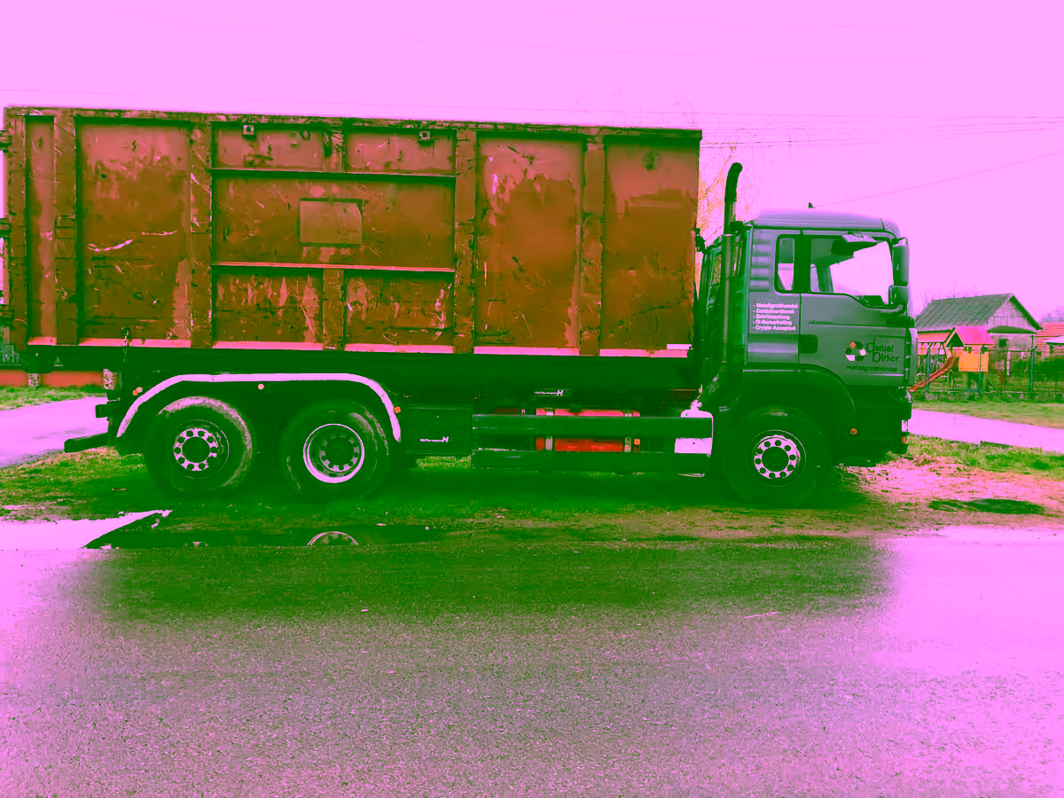 Container moloz 27m³ pe șantier